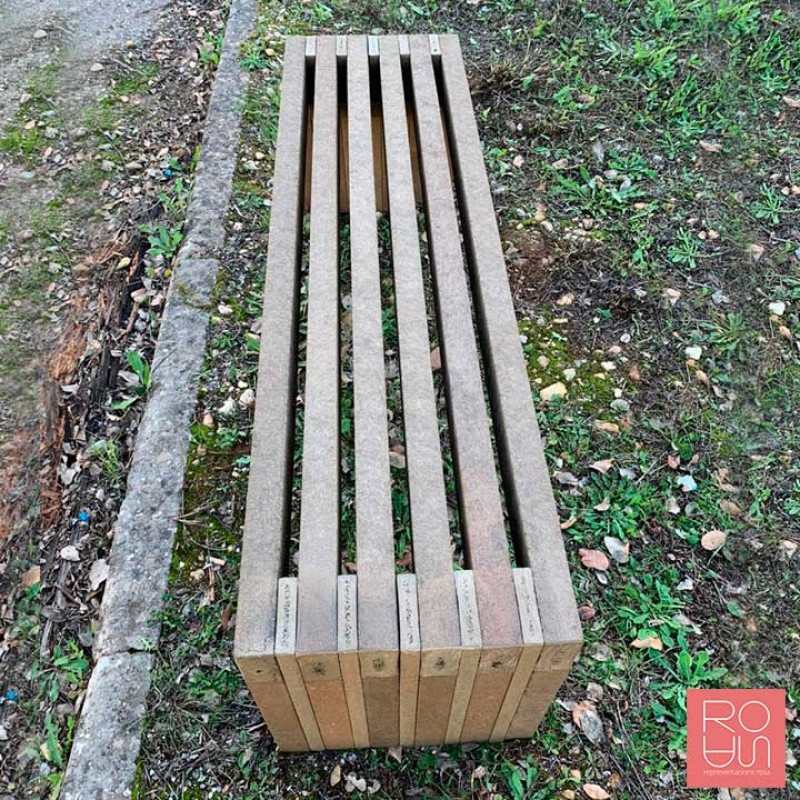 Banc en plàstic reciclat 100% Valeria